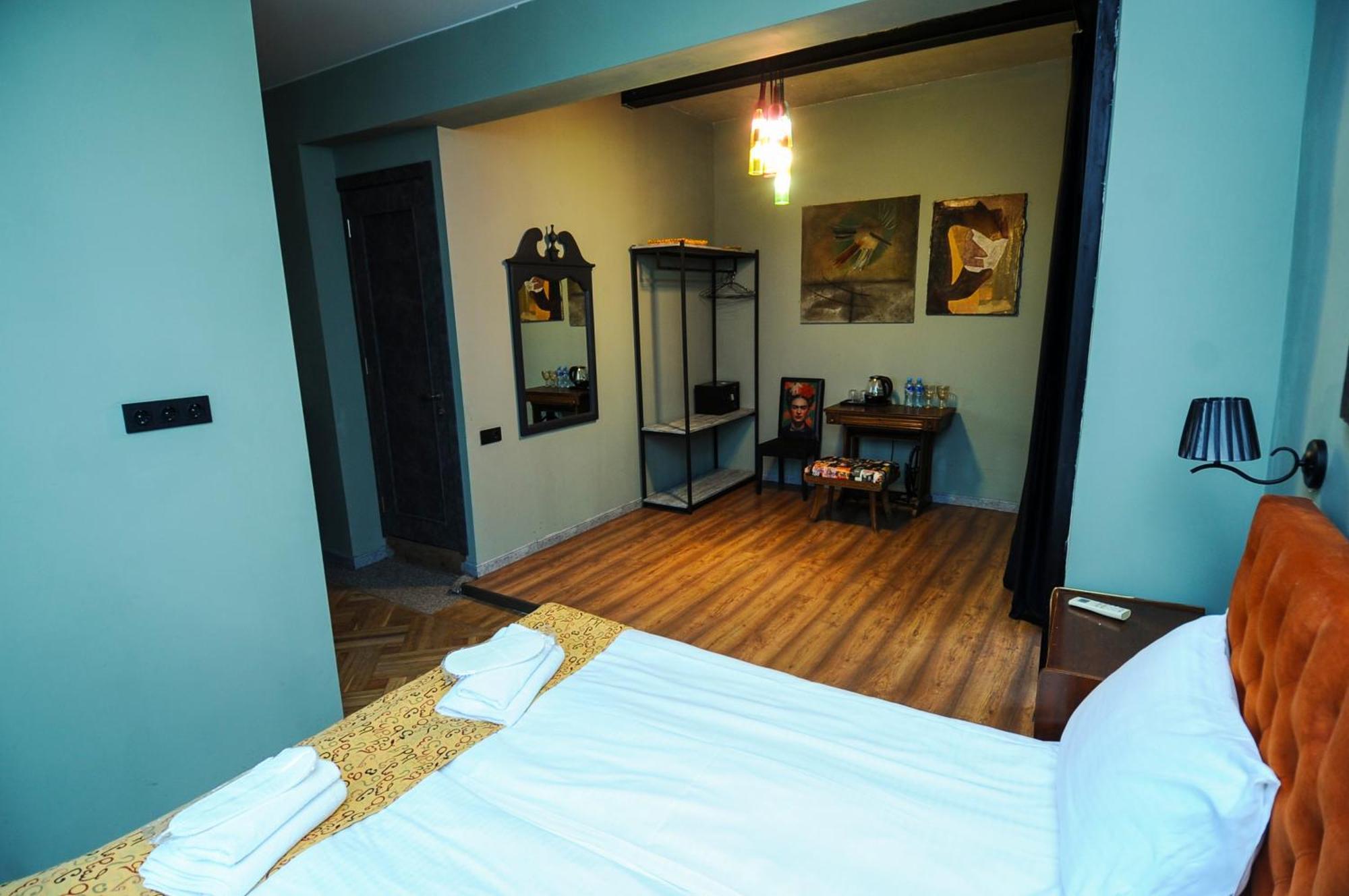 Art Hotel Home Tbiliszi Kültér fotó
