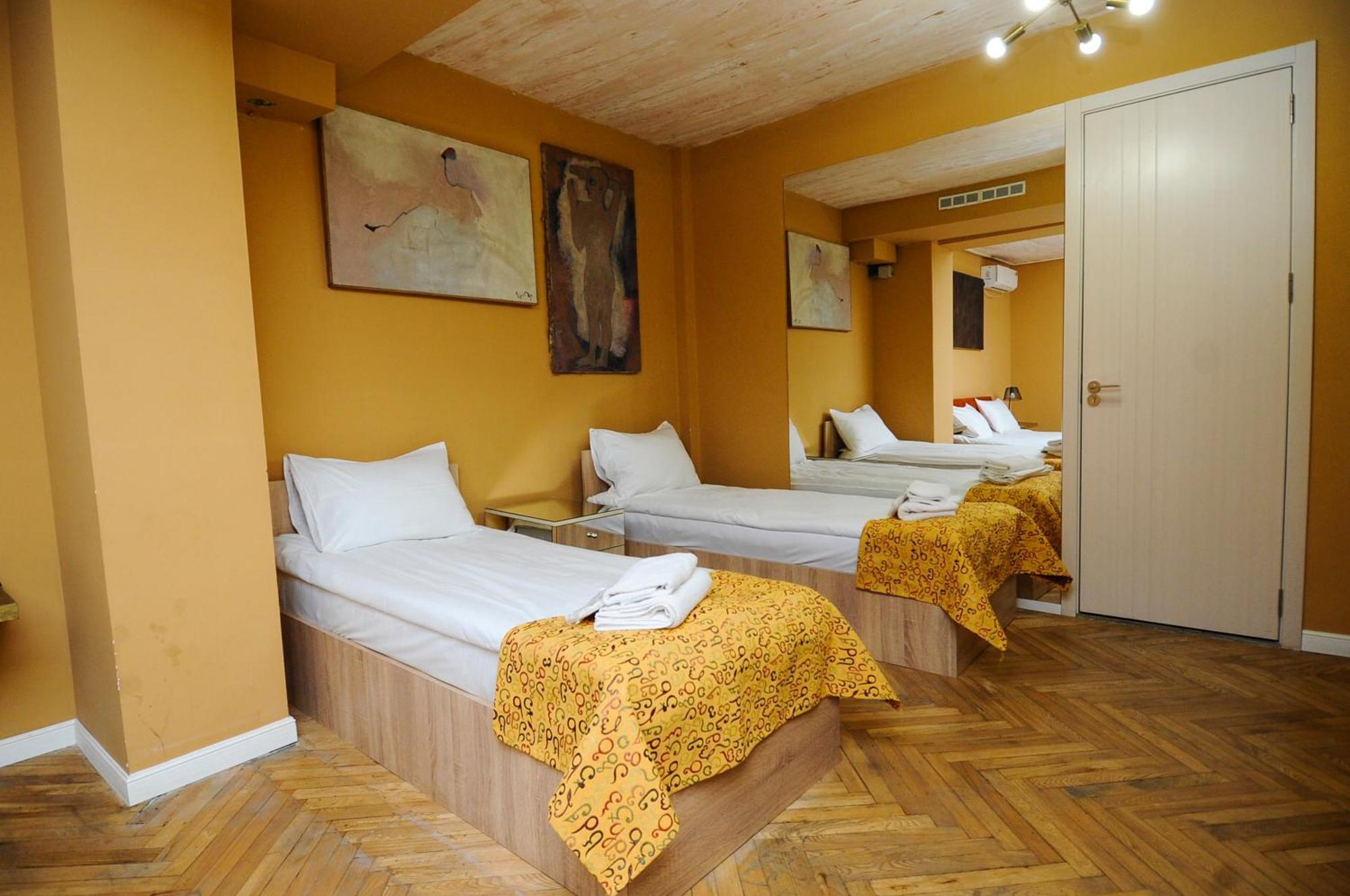 Art Hotel Home Tbiliszi Kültér fotó